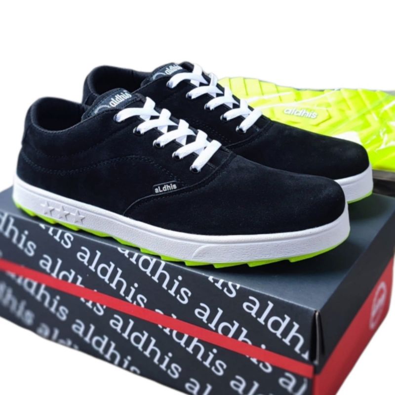 Sepatu Pria Dewasa Sneakers Cowok Original Asli 100% Lokal Aldhis HJ20 Hitam Spatu Kets Cowo Low Black Gum Sneaker Kekinian