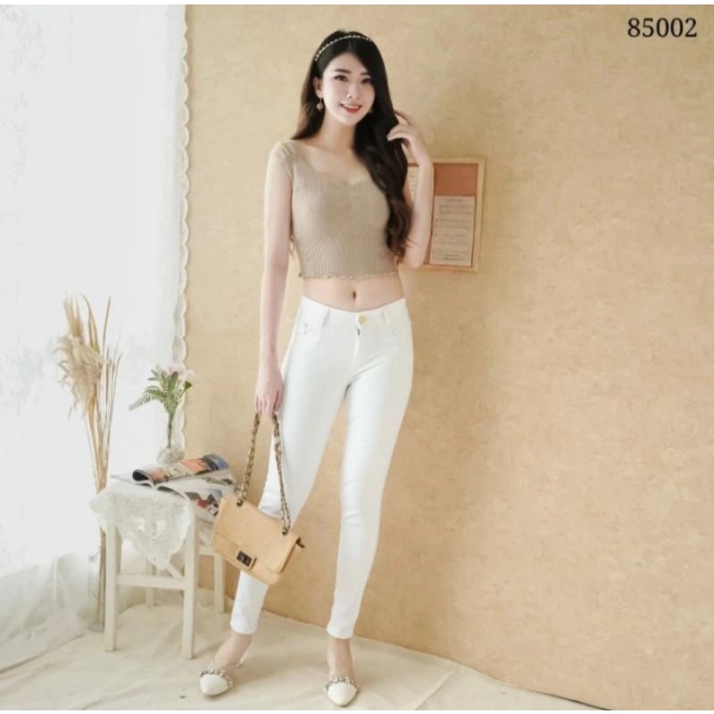 celana panjang wanita putih