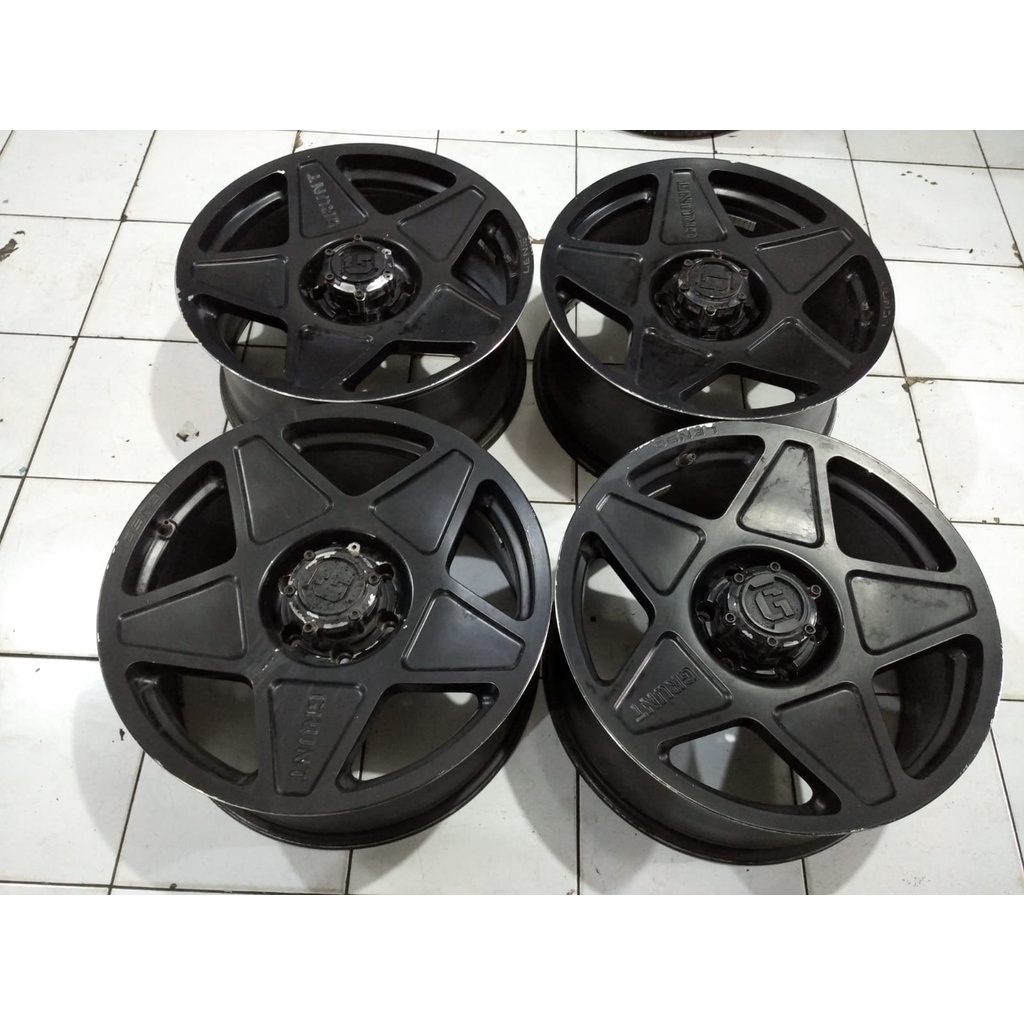 Pelek-Velg Bekas Ring 20 Grunt Pcd 6x139,7 Black