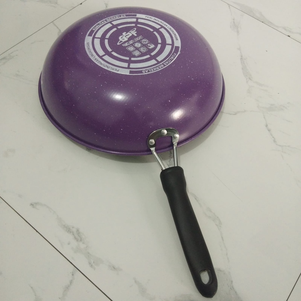 WAJAN GAGANG WARNA GSF / WAJAN GAGANG WARNA 32CM GSF G-1332P / WAJAN SERI TEFLON ENAMEL 32CM GSF G 1332P / WAJAN GAGANG ENAMEL ANTI LENGKET / WAJAN ENAMEL ANTI LENGKET