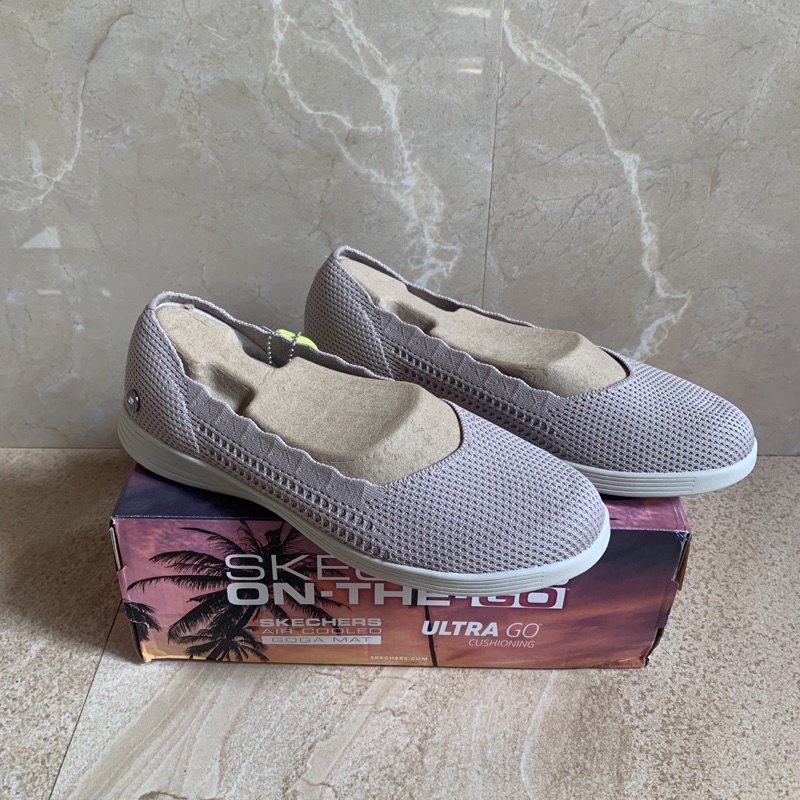 Skechers On The Go Dreamy