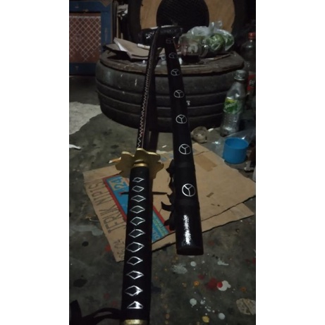 katana kayu Zoro hitam termurah