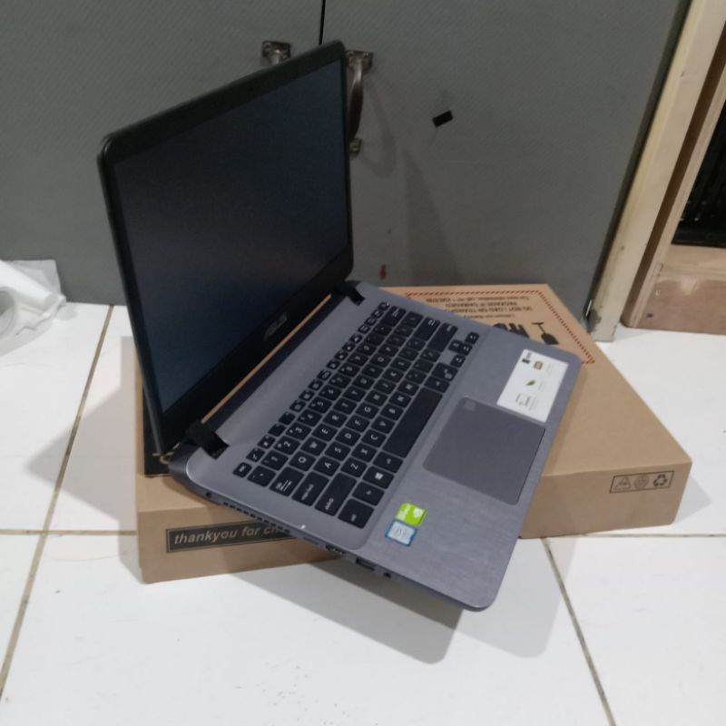 Laptop Asus VivoBook A407UF Cor i5-8250U Ram 8Gb/Ram 4Gb/SSD 256Gb+SSD 1TB  NVDIA GEFORCE MX130 2GB