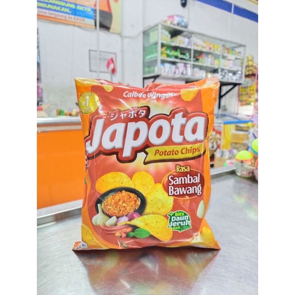 

JAPOTA POTATO CHIPS SAMBAL BAWANG 68G