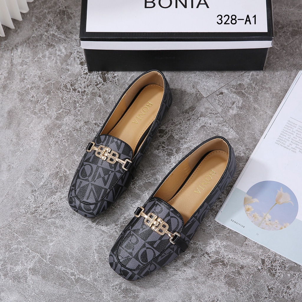 Bo Logo-B Loafer Shoes 328-A1