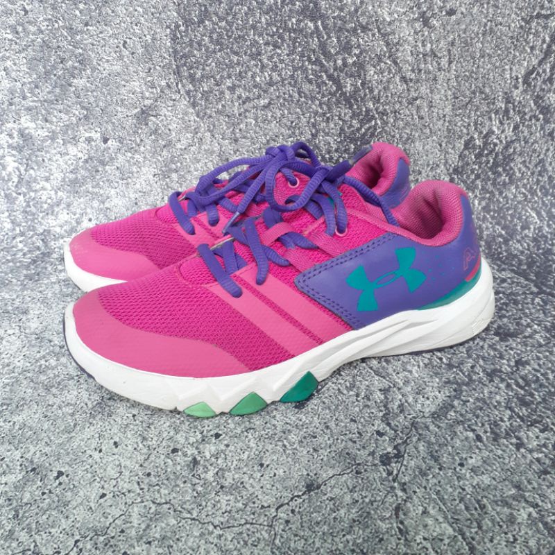 SEPATU ANAK SNEAKER UNDER ARMOUR SECOND PRELOVED