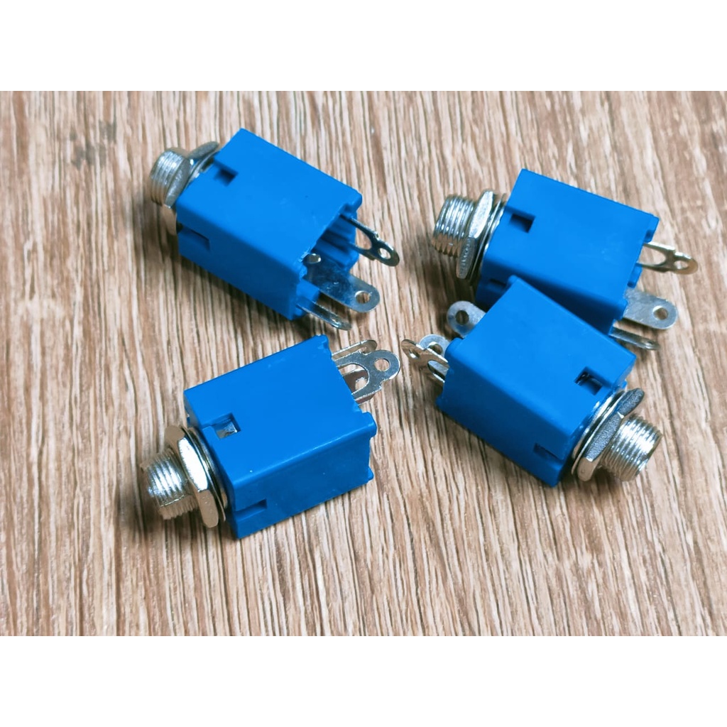 Socket Akai Mono Biru