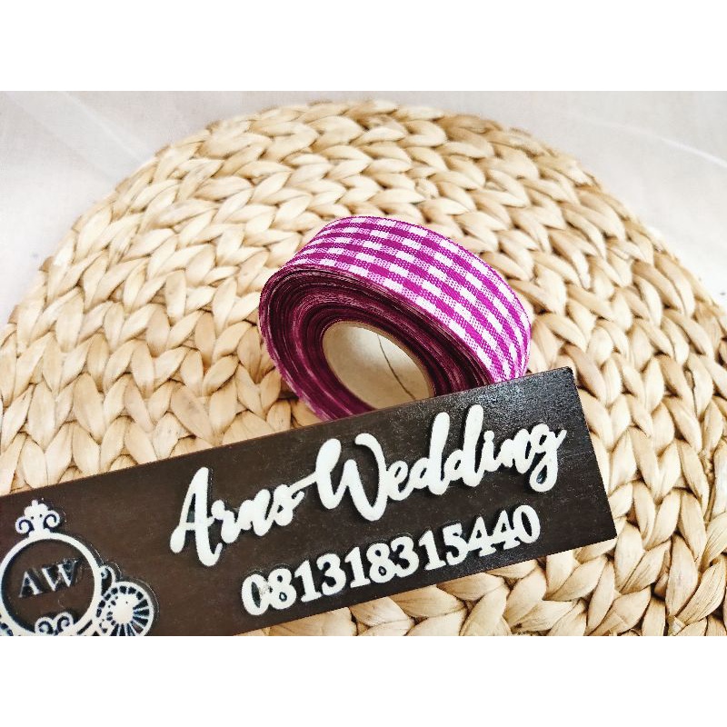 

Pita/pita kado/hadiah/pita kotak-kotak