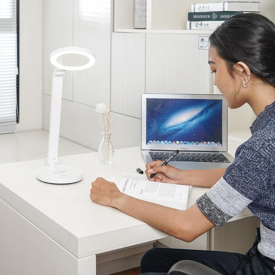 Serba Ada Eglare Lampu Meja Led Cct 8W - Putih