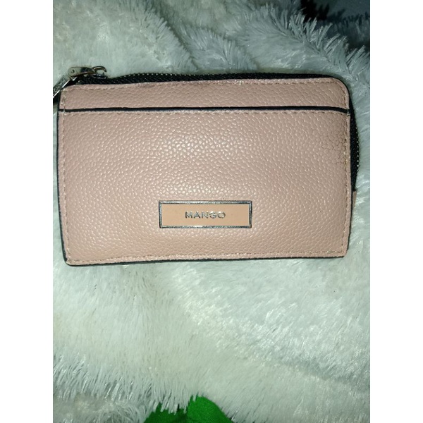 dompet kartu mango