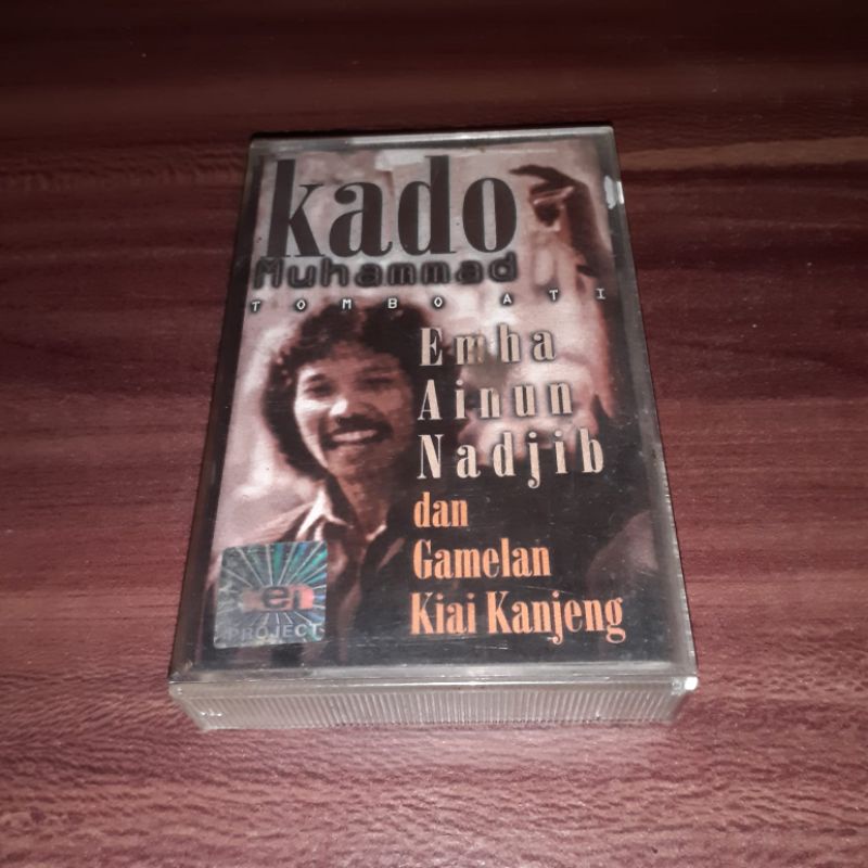 Kaset EMHA AINUN NADJIB - Kado Muhammad