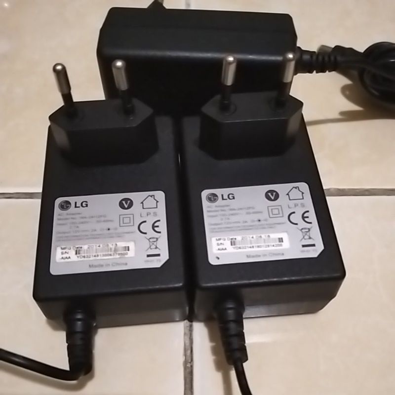 ADAPTOR 12V ~ 2A. READY MERK HUAWEI, HUNTKEY, LG, HOIOTO, AOEM