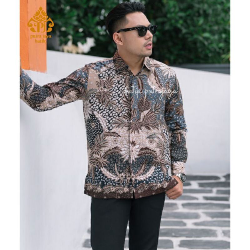 ADIGUNA Kemeja Batik Solo Premium Lengan Panjang SlimFit Modern Furing Baju Batik Asli Sragenan Katun