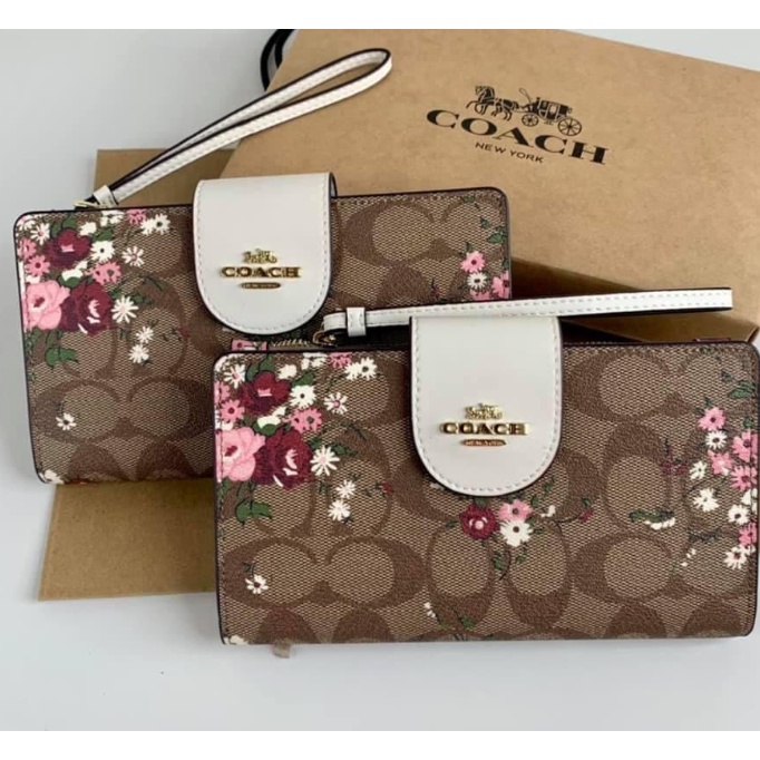 (SameDay Grab) 2874 3722 4607 3371 coach Tech Phone Wallet In Colorblock Signature Canvas Women Long Fold Zip Purse Wristlet