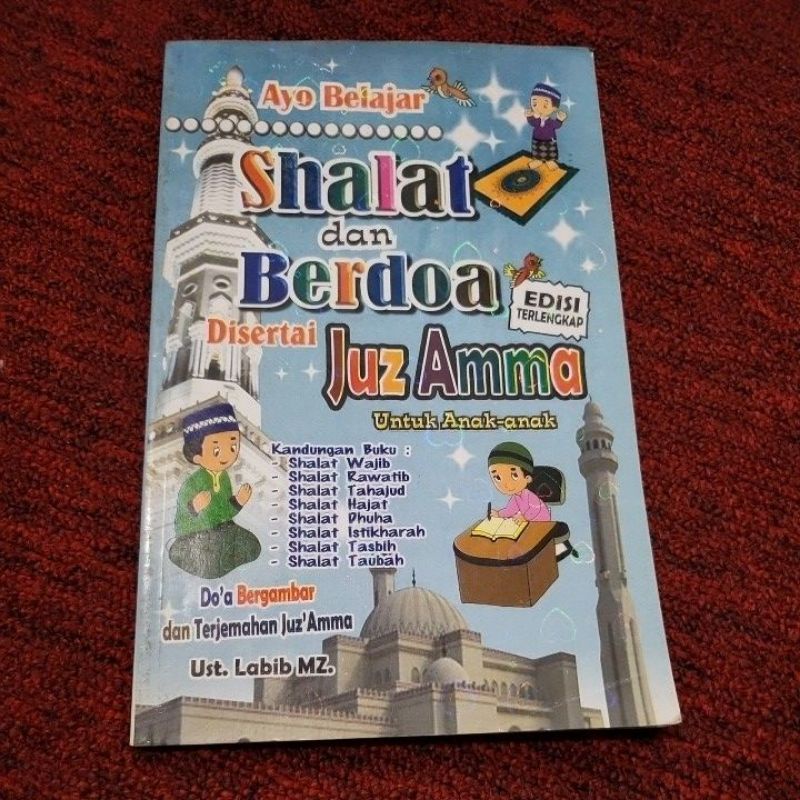 shalat dan berdoa disertai juz amma