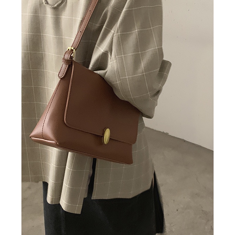 Suhao all-match tas kapasitas besar wanita 2021 baru trendi fashion retro tas ketiak tas niche Perancis