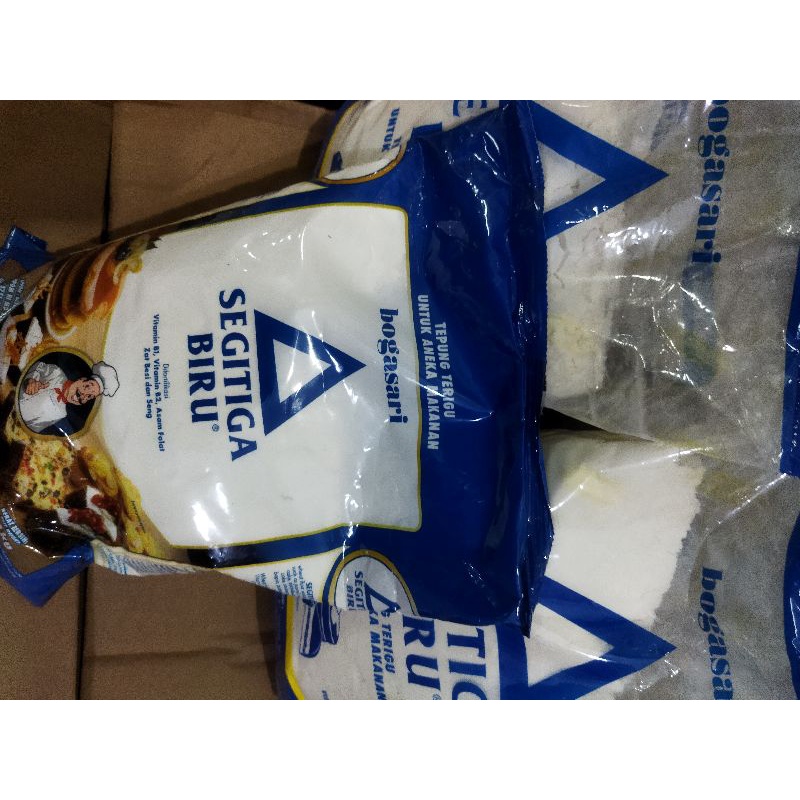 

TepungTeriguBogasari_TepungSegitigaBiru_TepungTeriguUntukAnekaMakanan