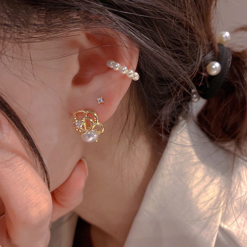 Anting Tusuk Desain Bunga Camellia Hias Mutiara Gaya Koreaperancismewah Untuk Wanita