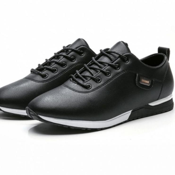 Sneakers Sepatu Hitam PRIA GC-V5 Kerja FORMAL Pria Casual Bahan Kulit Buatan Import Reverstyle Vexda