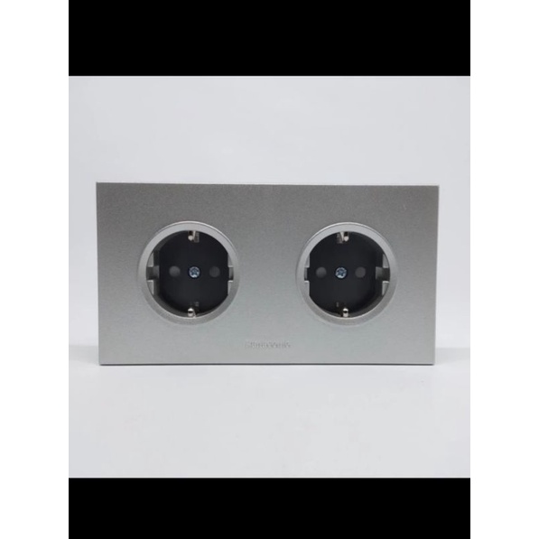 panasonic wide series stop kontak stopkontak colokan listrik putih silver hitam black inbow