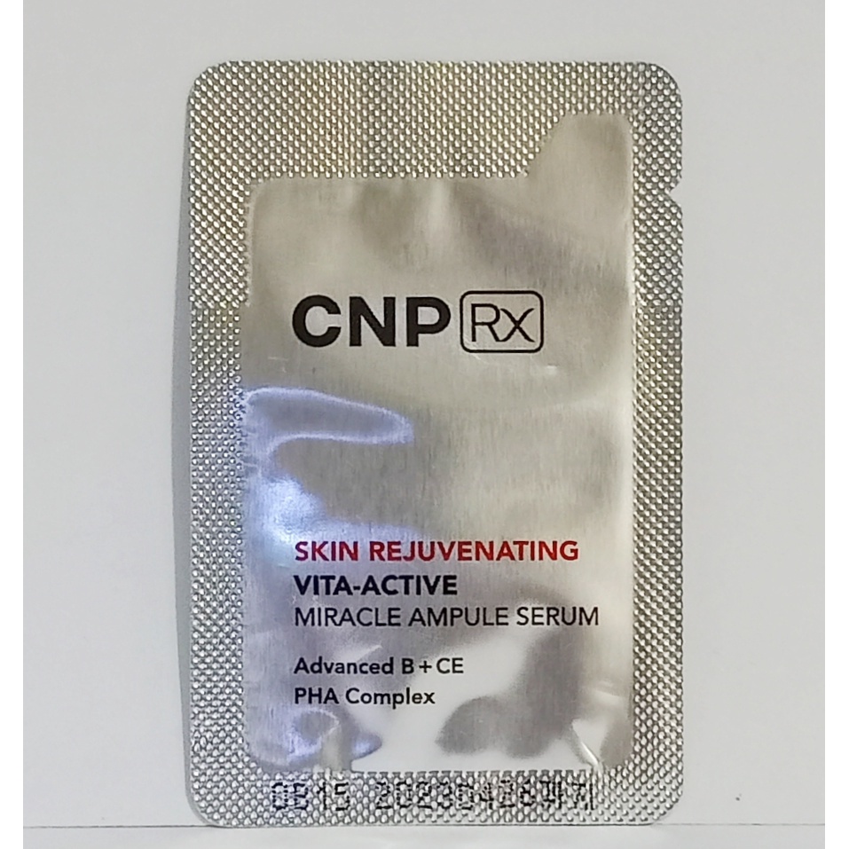 CNP LABORATORY RX SKIN REJUVENATING VITA ACTIVE SERUM SAMPLE x 2 Sachet