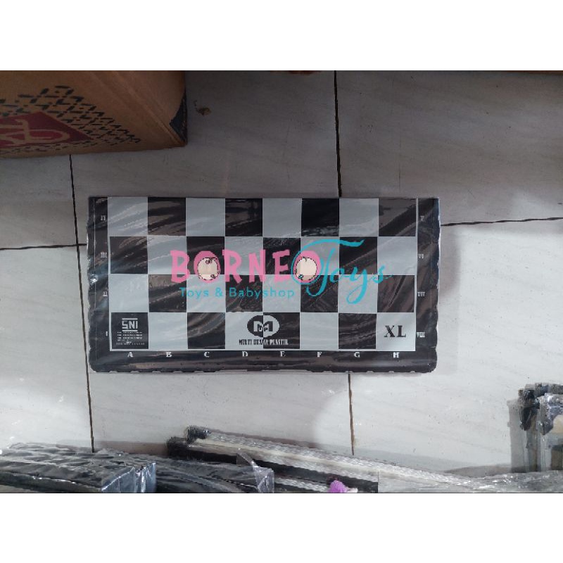 MAINAN PAPAN CATUR UKURAN M DAN XL PAPAN ASLI CHESS BOARD UK M &amp; XL