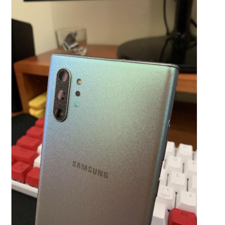 

Miliki Garskin Doff Transparan Fullbody - isi 2 buah