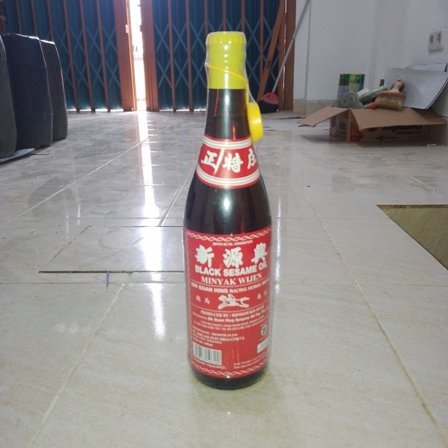 

Minyak Wijen SIN GUAN HING / RACING HORSE KW 1 botol kaca - 640 ml