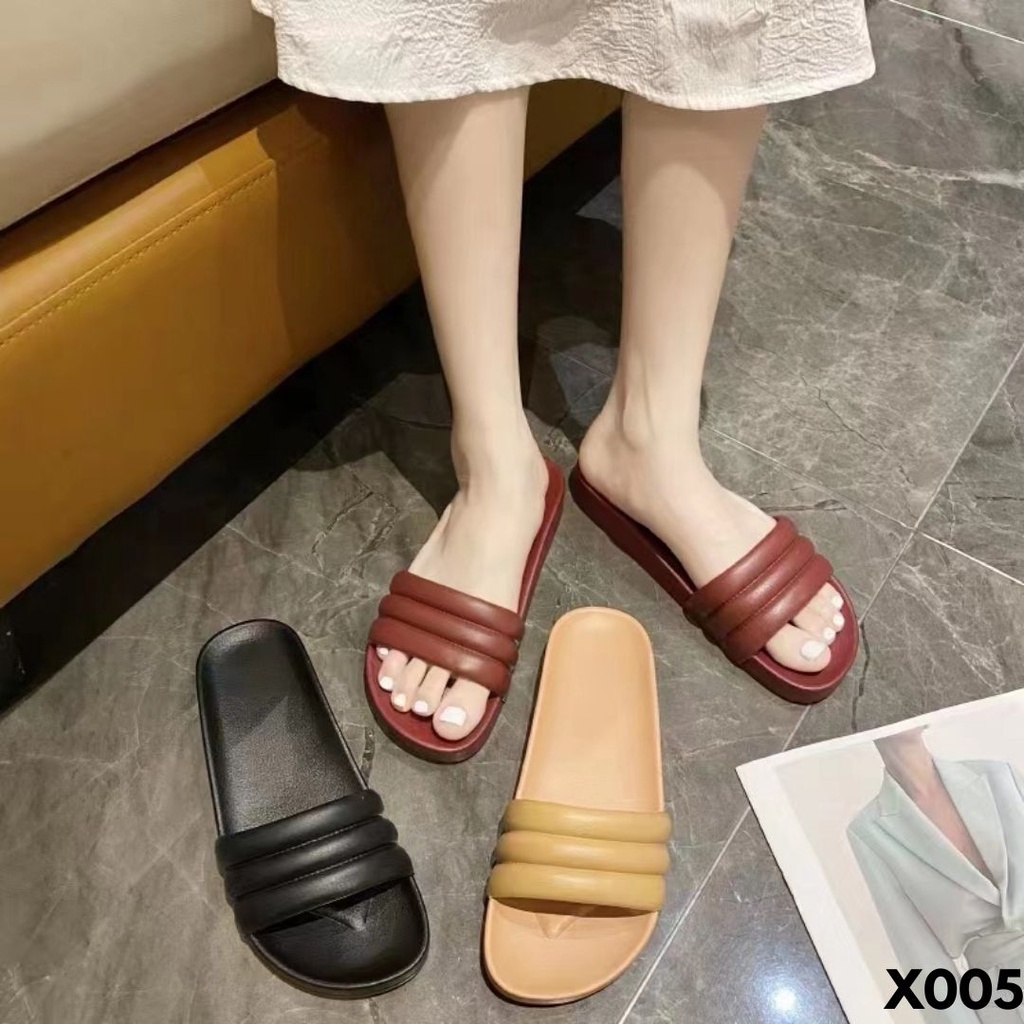 SANDAL WANITA KEKINIAN MODE SLIDES ANTI NORAK DILOVE BANYAK ORANG RUBBER IMPORT 005