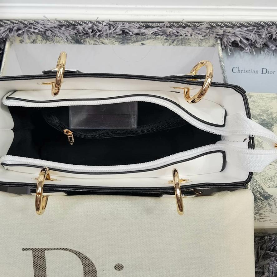 

EXCLUSIVE!D!OR LADY EMBROIDERY 5678 (FREE DUSTBAG+BUBBLEWRAP)|KD2