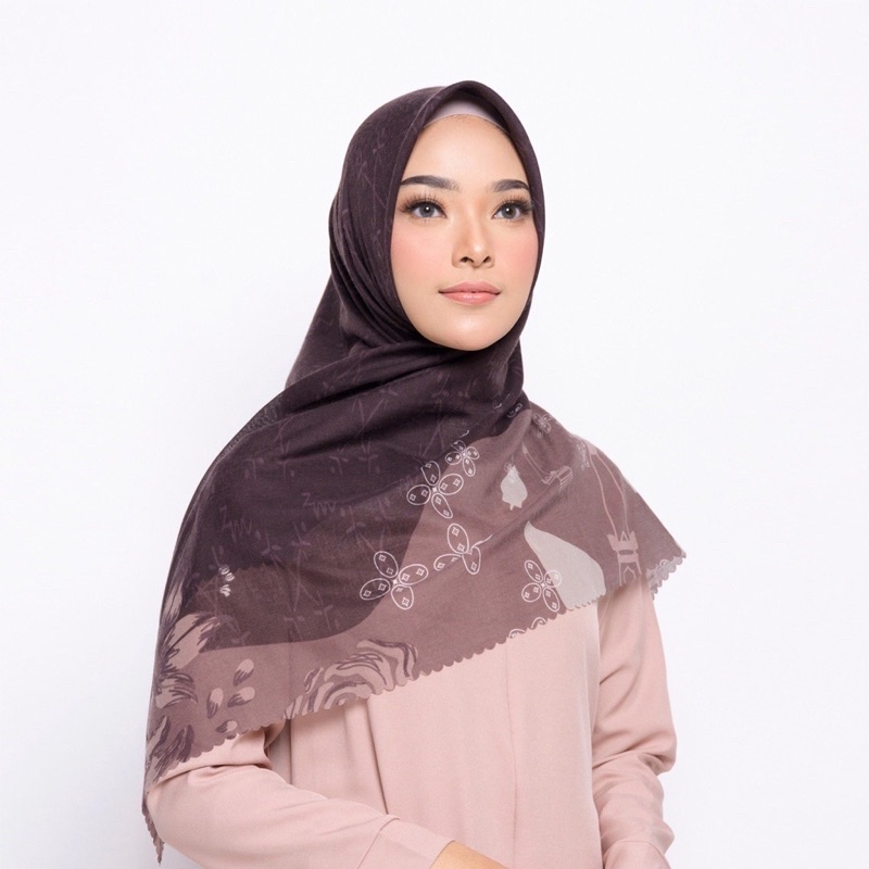 Scarf Yogya Charcoal - ZM Zaskia Mecca - Minor Defect