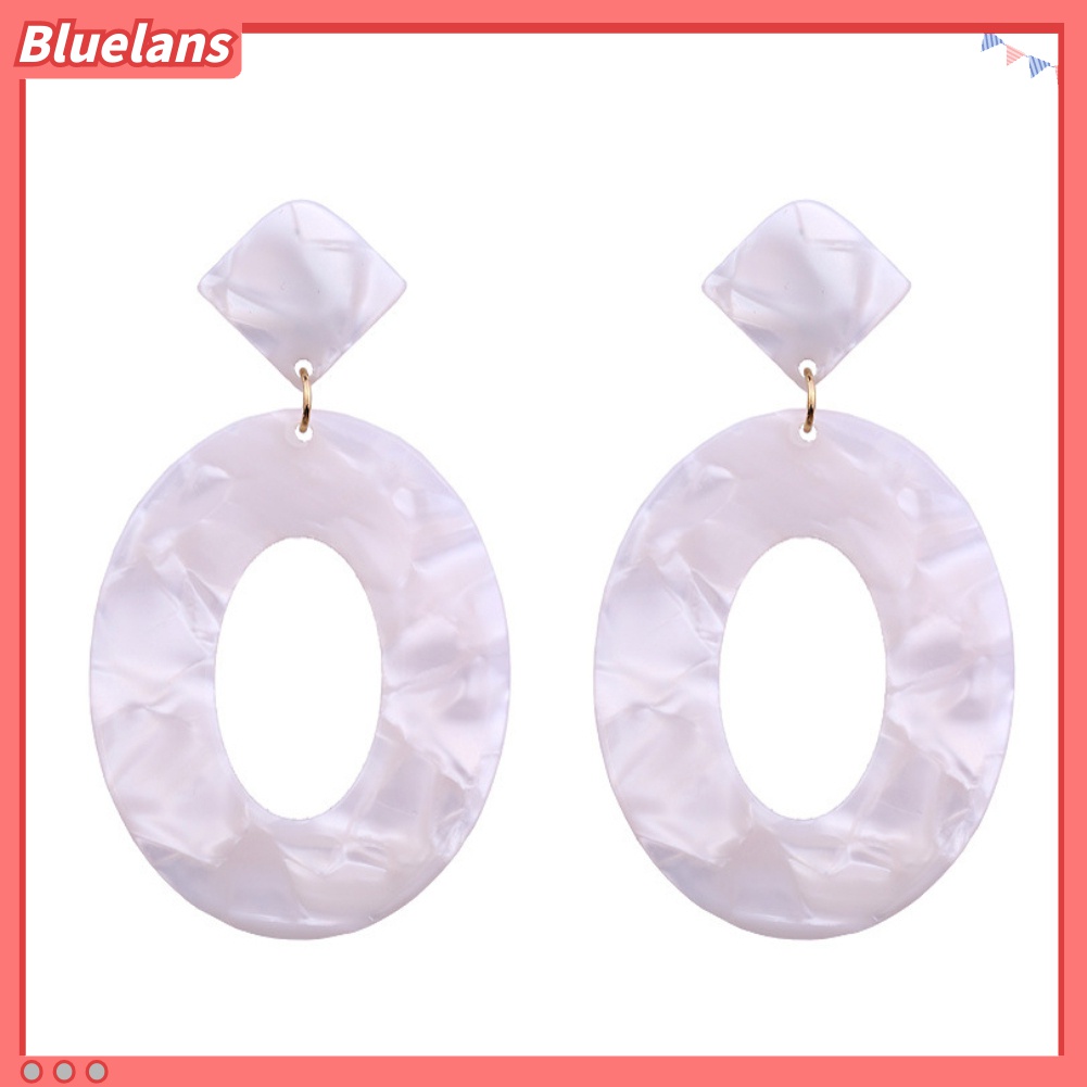 Anting Stud Bentuk Oval Geometris Belah Ketupat Model Hollow Gaya Retro Untuk Wanita