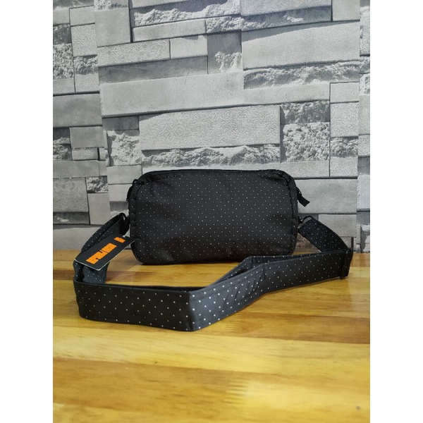 Head Porter Sling bag preloved