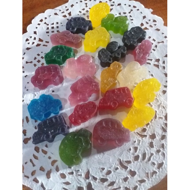 

kohakuto bentuk macam2 mobil toples medium300ml