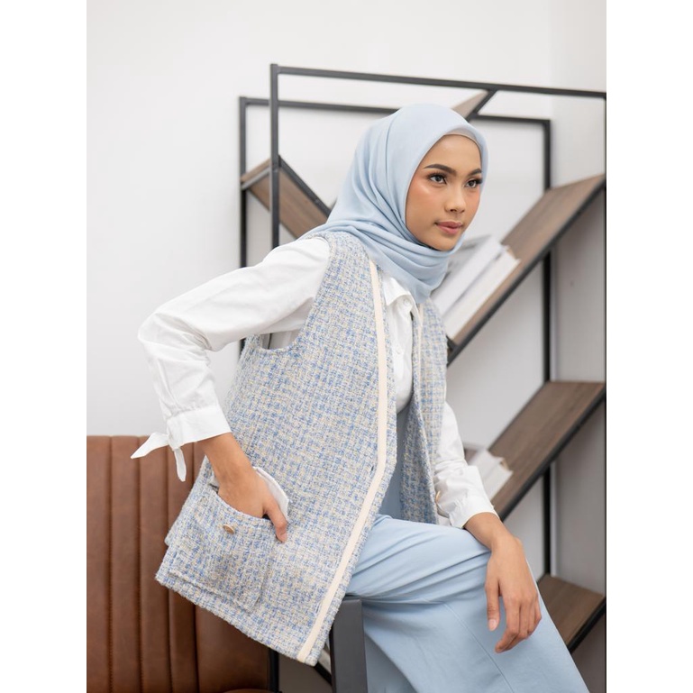 CASSIE VEST - AYU DYAH ANDARI