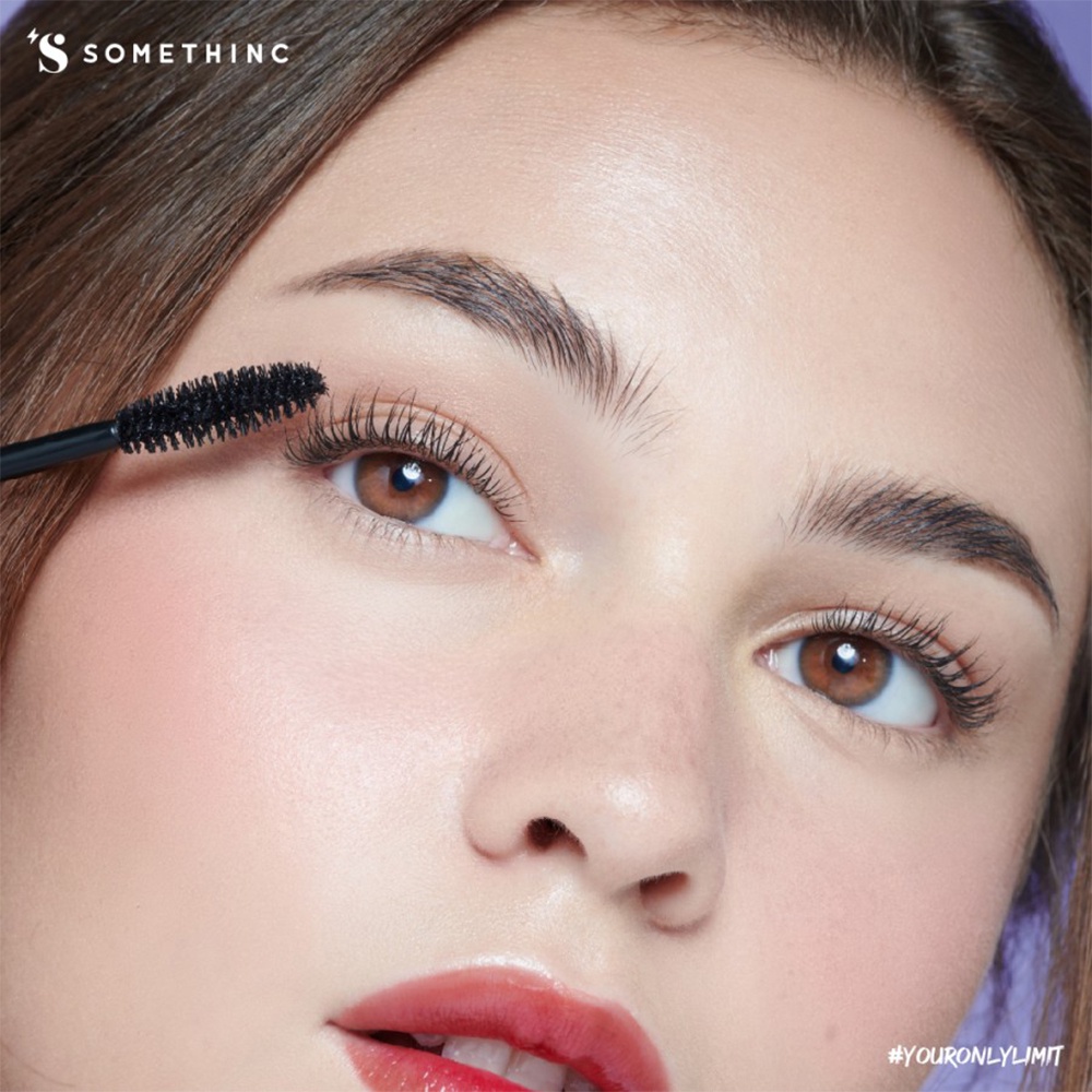 SOMETHINC HANGOVER Voluminous Fiber Lash Smudgeproof Mascara