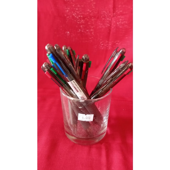 

PENA 4 WARNA WEIYADA 0,7 MM