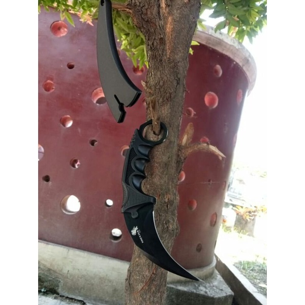 karambit_silat