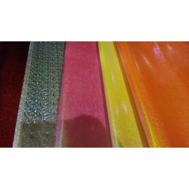 

KERTAS KADO RAINBOW GLITER GROSIR