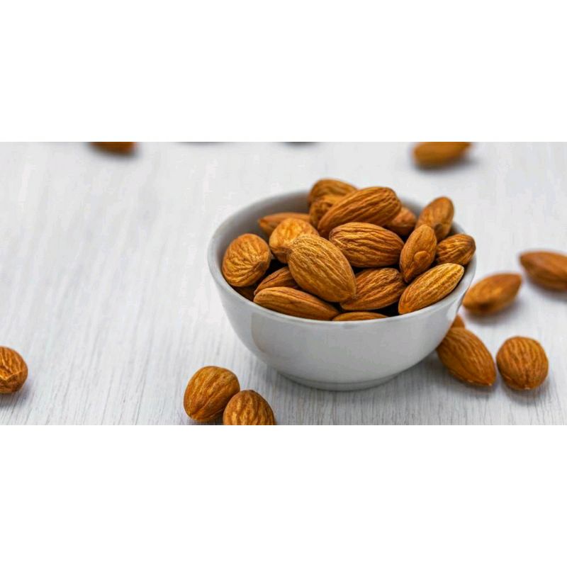 

Kacang Almond dengan Kulit 500 gram