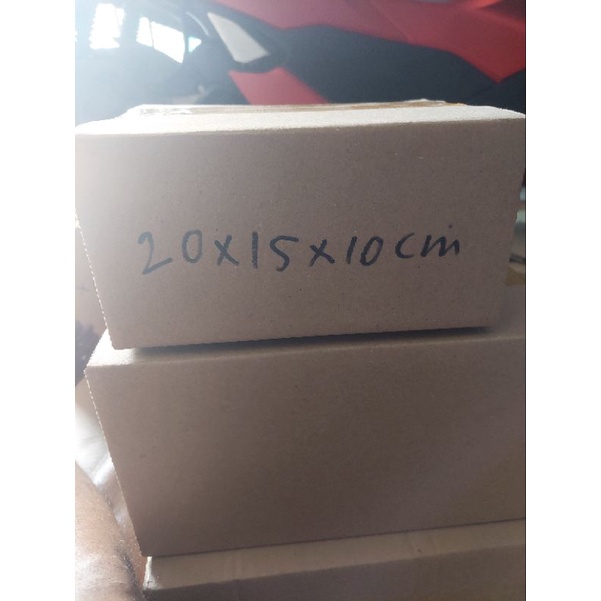 

kardus packing 20x15x10 cm tebal 3mm ( P x L x T )