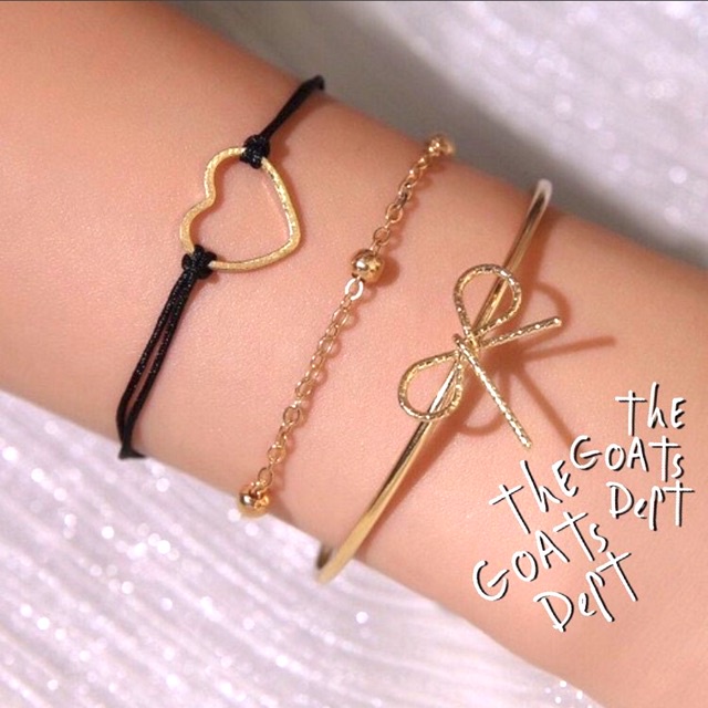Love Set Bracelet By The Goats Dept / Gelang Set Hati Fashion Korea Wanita Aksesoris Geometris Lucu