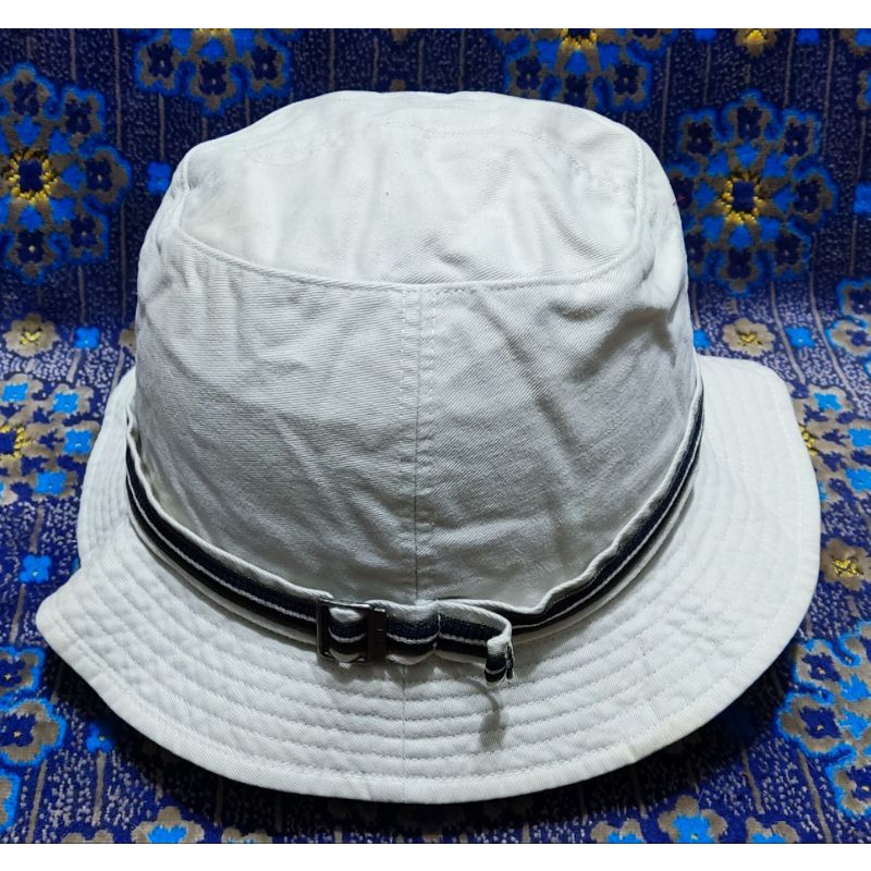 bucket hat michiko london belt