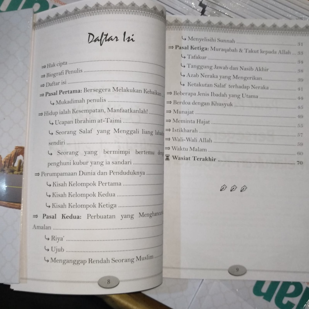 PESAN-PESAN PENYUBUR IMAN Wasiat Ibnu Qudamah kepada Sahabatnya