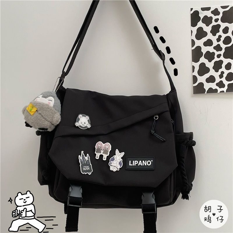 ✙✶Gaya Korea Ins Tas Bahu Kapasitas Besar Pria Jepang Harajuku Retro Perkakas Messenger Tas Gadis Mahasiswa Tas Messenger