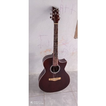 gitar akustik tanam besi