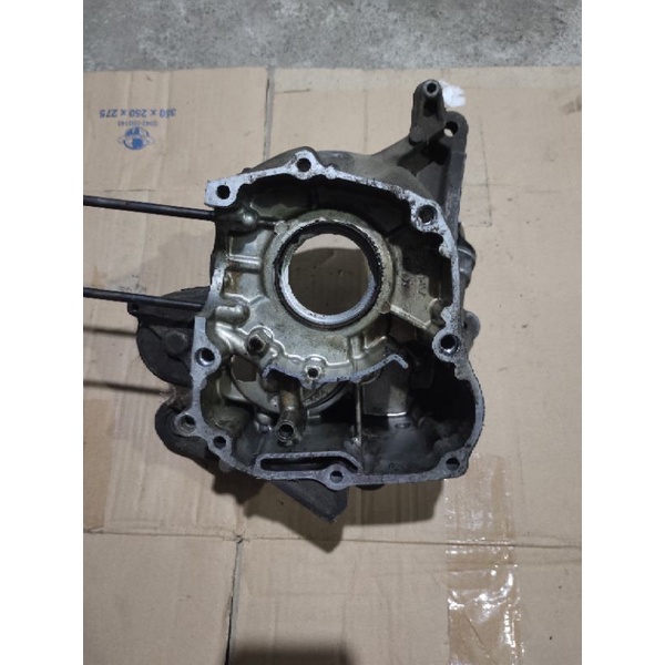 KALTER KANAN CRANKCASE  BAK OLI VARIO 110 KARBU VARIO CW KRENGKES KANAN VARIO KARBURATOR KVB ORIGINA