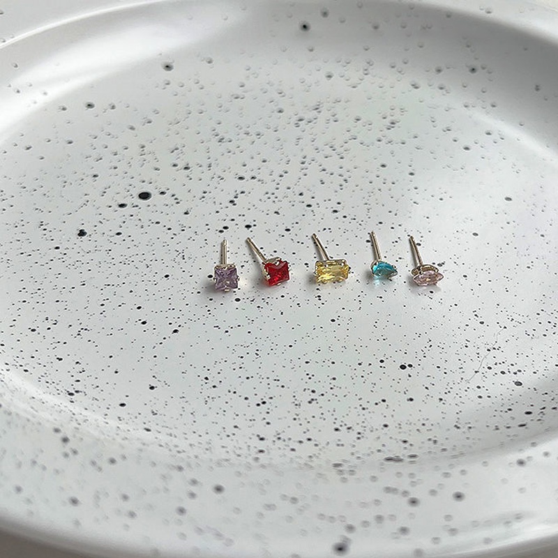 Anting Tusuk Silver Hias Zircon Untuk Wanita