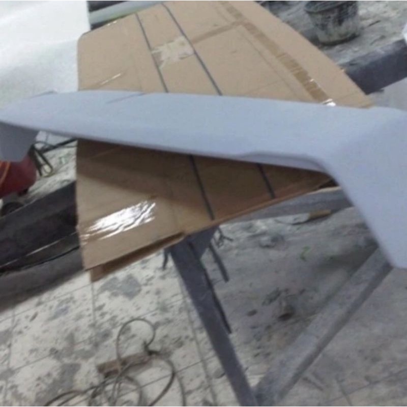 spoiler yaris TRD 2008-2013 fiber
