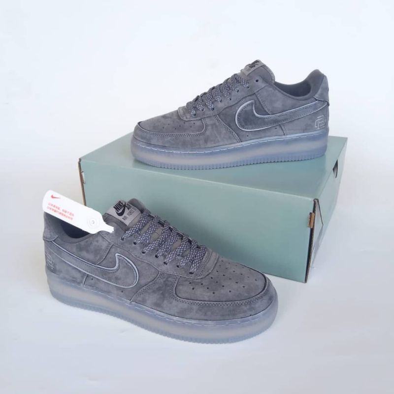 SEPATU PRIA AF1 LOW REIGNING CHAMP DARK GREY REFLECTIVE